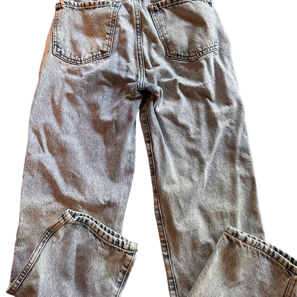 Revice size 25 crossover/asymmetrical waist denim jeans.‎ Button fly, acid wash. - Picture 4 of 14